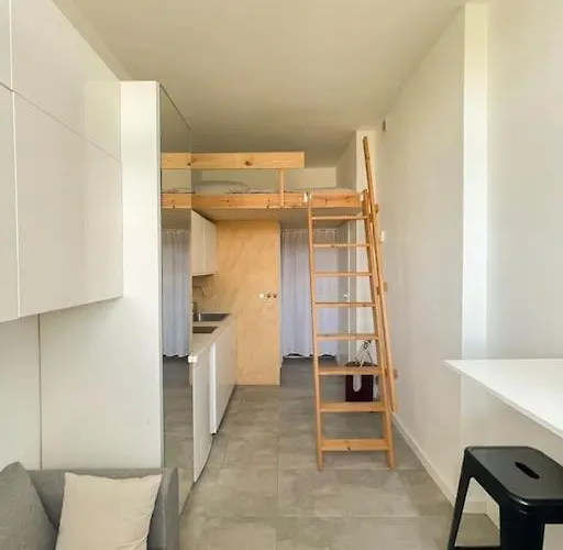 公寓 Small With Entresol