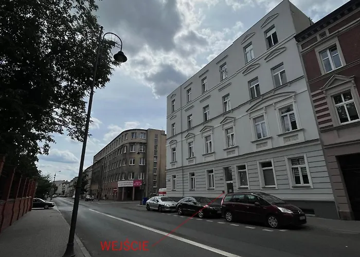 Small With Entresol 公寓 比得哥什